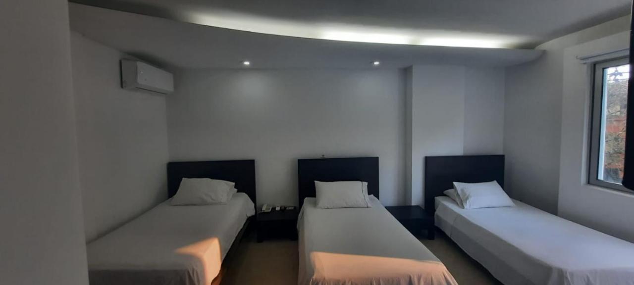 Hotel Mediterraneo Medellin Ngoại thất bức ảnh